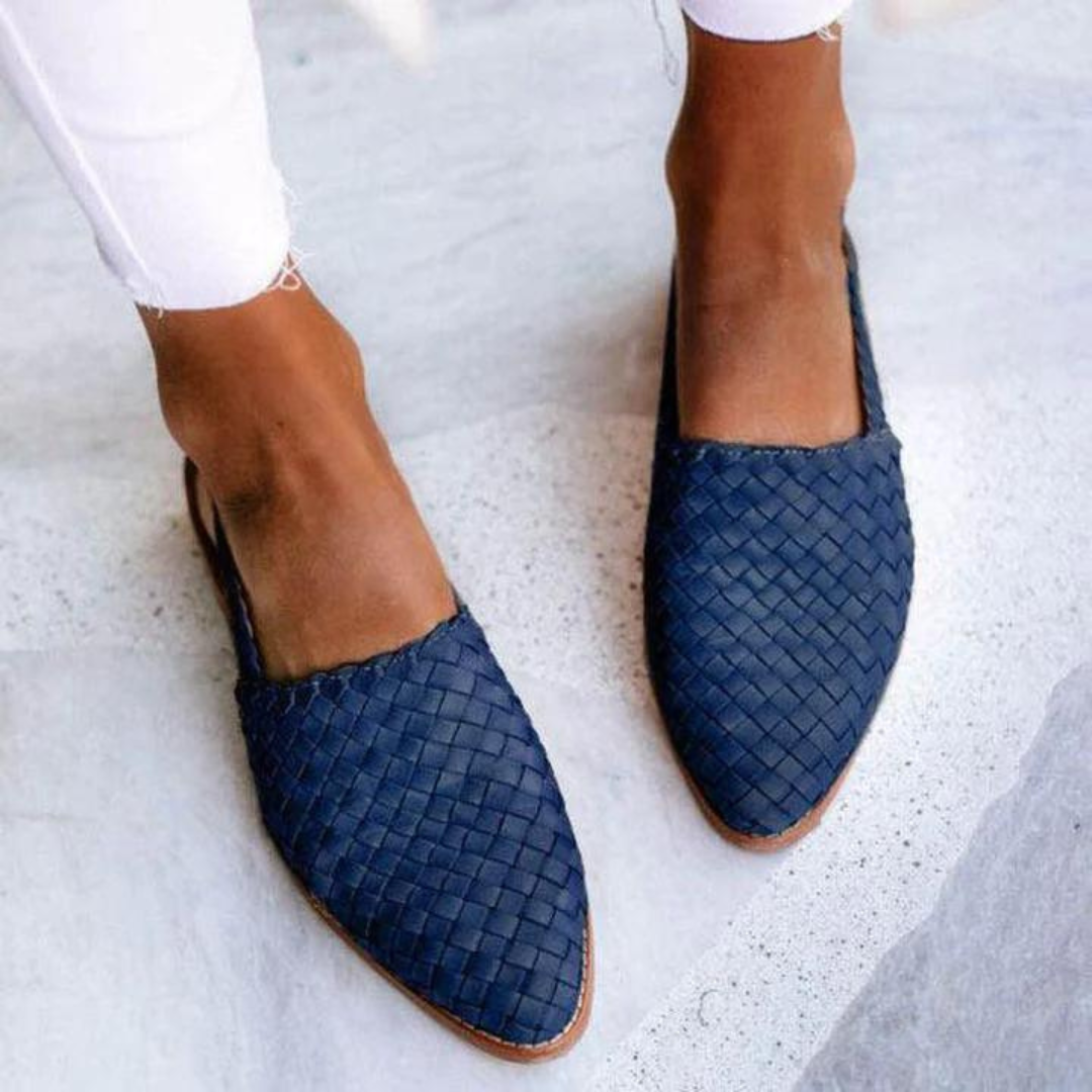 Bekväm och stilren flätad sandal