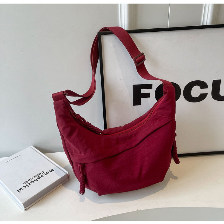 đ„VĂ„rförsĂ€ljning 50% rabattđ„Unisex Crossbody-vĂ€ska med stor kapacitet