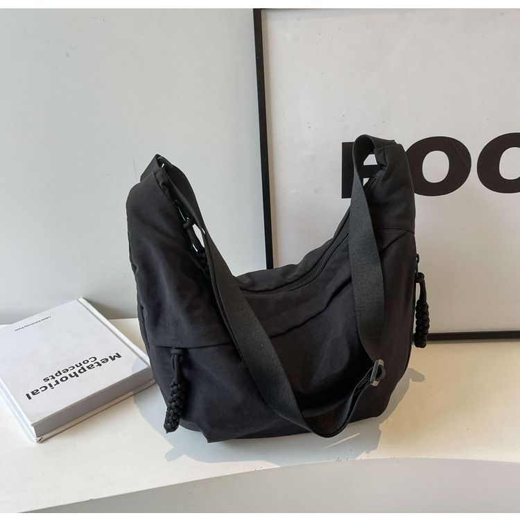 🔥Vårförsäljning 50% rabatt🔥Unisex Crossbody-väska med stor kapacitet