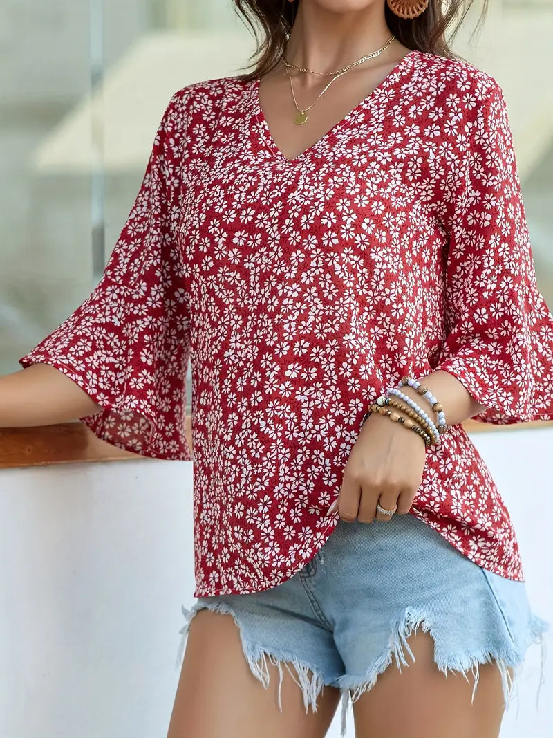 Blommig blus med V-hals