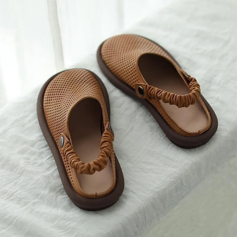 Bekväma sandaler med elastiskt bakband