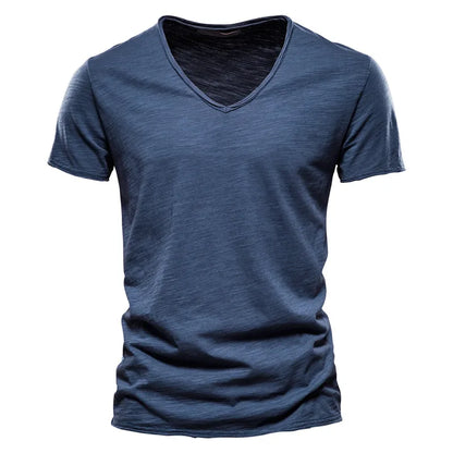 T-shirt med V-ringning