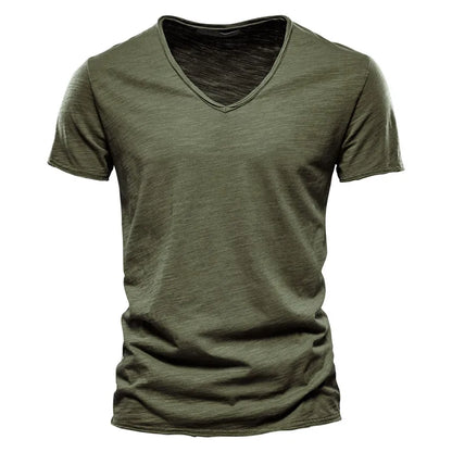 T-shirt med V-ringning
